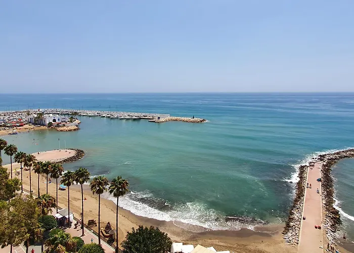 Skol 701. One Bedroom Duplex With Exceptional Sea Views. * מארבלה