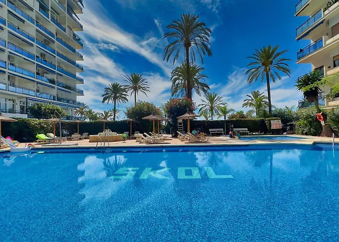 דירה Skol 701. One Bedroom Duplex With Exceptional Sea Views. מארבלה