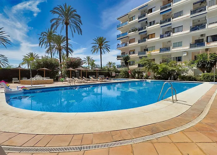 شقة Skol 701. One Bedroom Duplex With Exceptional Sea Views. ماربيا